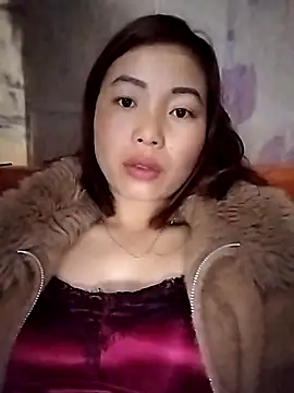 Ella-aa online show from March 2026 09:18:02 PM