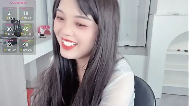 xianxian-baby online show from June 2026 06:09:01 PM