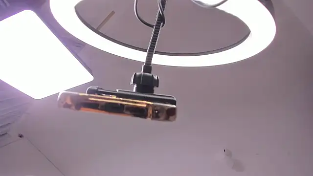 Nia13 online show from March 2026 04:58:01 AM