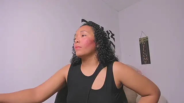 Nia13 online show from April 2026 04:59:01 AM