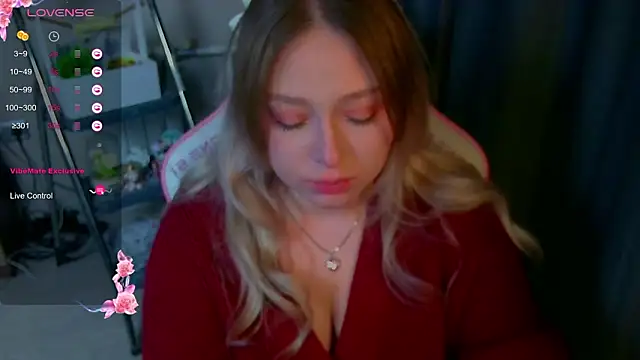 Snapshot of Emiliaaah chatting on February 2026 11:06:02 AM Emiliaaah online show from February 2026 11:06:02 AM