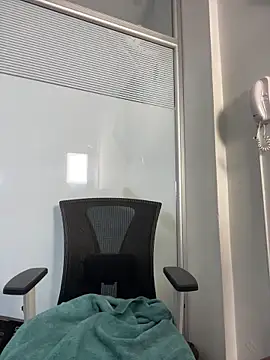 Nahomy Benett online show from February 2026 11:54:01 AM