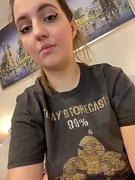 AliceDesmee online show from January 2026 07:11:01 PM
