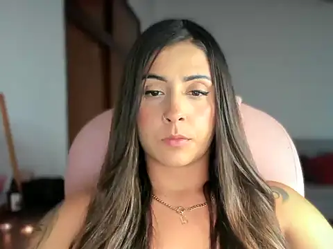 Snapshot of gaby_klum chatting on March 2026 09:32:02 PM gaby klum online show from March 2026 09:32:02 PM