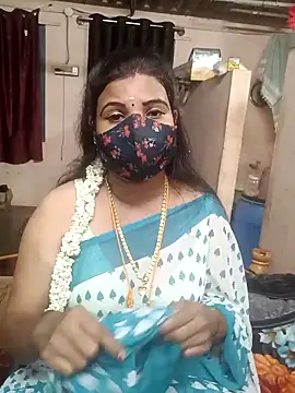 Snapshot of Madhusri_Tamil_Telugu chatting on April 2026 10:11:02 PM Madhusri Tamil Telugu online show from April 2026 10:11:02 PM