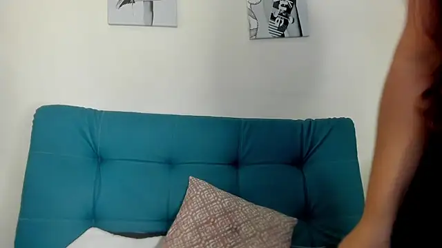 Victoria Rosee online show from February 2026 12:45:01 PM