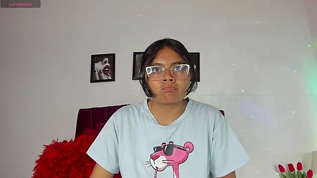 Snapshot of luna_velveth chatting on February 2026 02:27:01 AM luna velveth online show from February 2026 02:27:01 AM