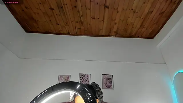 Snapshot of luna_velveth chatting on April 2026 10:38:02 AM luna velveth online show from April 2026 10:38:02 AM