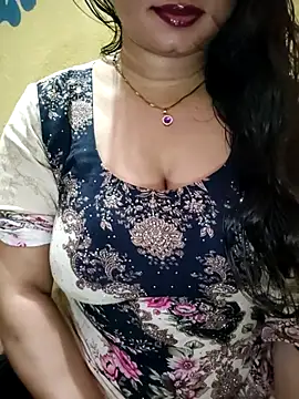 PARI51 online show from May 2026 07:55:02 PM