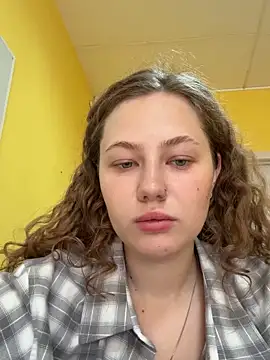 AsynaYuuki online show from May 2026 10:22:01 AM