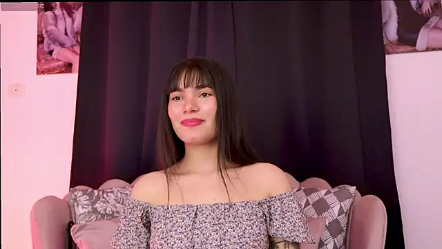 dakotacollins  online show from March 2026 06:17:01 AM