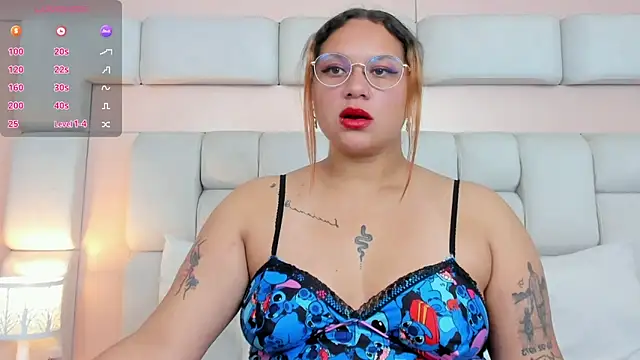 Snapshot of Laurent_glass chatting on February 2026 12:37:01 PM Laurent glass online show from February 2026 12:37:01 PM