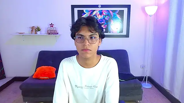 Maecum18 online show from March 2026 08:26:02 PM