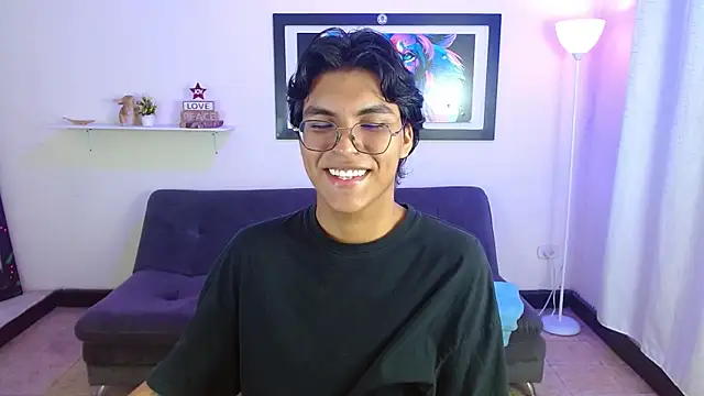 Maecum18 online show from March 2026 08:49:03 PM