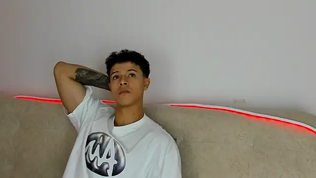  Alex Colton online show from July 2026 10:14:02 PM