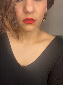 eva luz online show from April 2026 02:55:02 PM