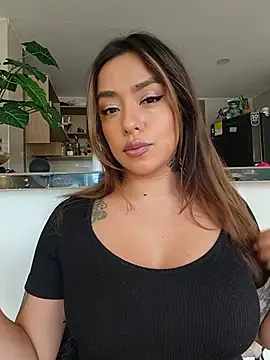 foxxy lover online show from July 2026 03:40:01 PM