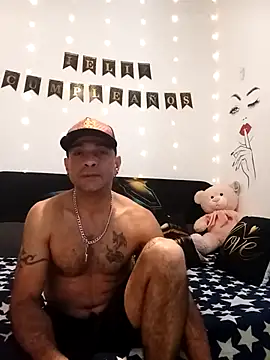 yoahotpetrafiery online show from April 2026 10:40:02 PM