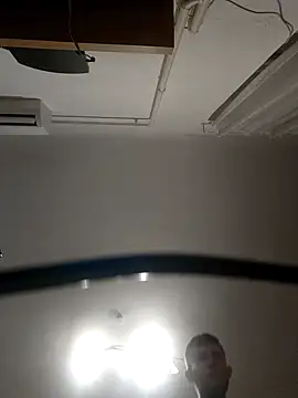 Snapshot of editke chatting on March 2026 02:05:02 AM editke online show from March 2026 02:05:02 AM