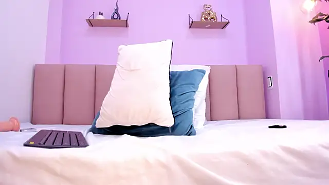 sam doll  online show from April 2026 09:39:33 PM