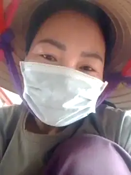 Snapshot of YIYI-502 chatting on February 2026 06:36:02 AM YIYI-502 online show from February 2026 06:36:02 AM