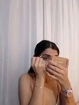 EvaMiranda online show from February 2026 02:27:02 AM