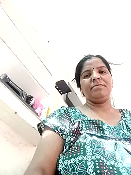 Snapshot of punamji_sexe chatting on May 2026 03:35:01 AM punamji sexe online show from May 2026 03:35:01 AM