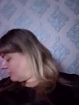 KristinaLowq online show from April 2026 08:53:02 PM