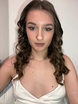 Snapshot of Green_eyes_lady chatting on February 2026 11:25:02 AM Green eyes lady online show from February 2026 11:25:02 AM