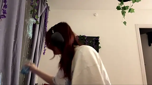 LunaMacky online show from February 2026 12:36:02 AM