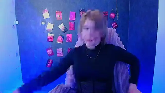 CuttieEmma online show from February 2026 07:01:01 AM