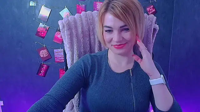 CuttieEmma online show from April 2026 05:55:01 AM