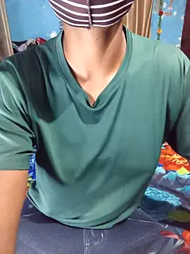 Iamtransboy online show from April 2026 06:04:02 PM