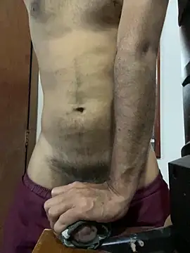 alrricmo online show from February 2026 10:59:02 PM