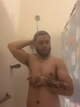 Snapshot of Tu_PaPi_Favorito chatting on February 2026 01:14:01 PM Tu PaPi Favorito online show from February 2026 01:14:01 PM