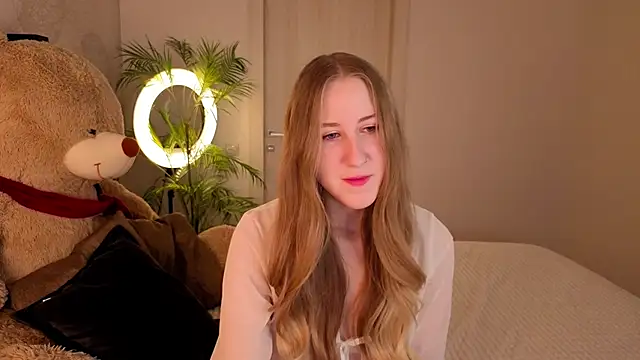 CassieReborn online show from March 2026 04:14:02 PM