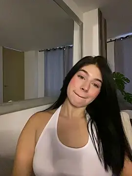  HannahFox  online show from May 2026 11:00:02 PM