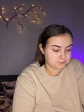 AlyaX X online show from February 2026 01:39:01 PM