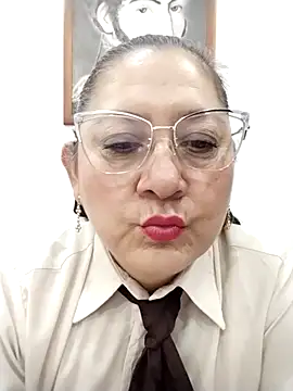 Snapshot of JULIETA_21- chatting on February 2026 12:05:02 PM JULIETA 21- online show from February 2026 12:05:02 PM