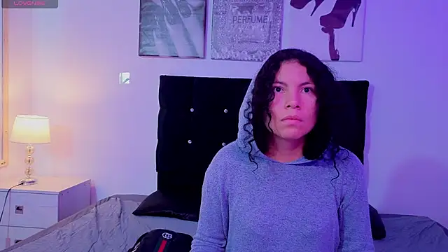 Zoe-yanin online show from February 2026 06:50:02 PM