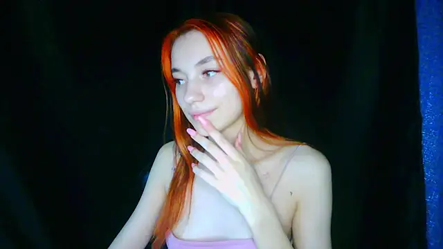 Snapshot of liza__kitty chatting on May 2026 05:32:01 PM liza kitty online show from May 2026 05:32:01 PM