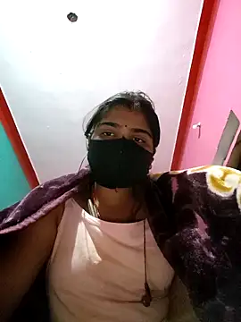 Divyanshi hott online show from February 2026 05:17:02 PM