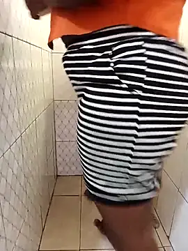 Snapshot of ShatraKaleesi chatting on February 2026 05:14:01 AM ShatraKaleesi online show from February 2026 05:14:01 AM