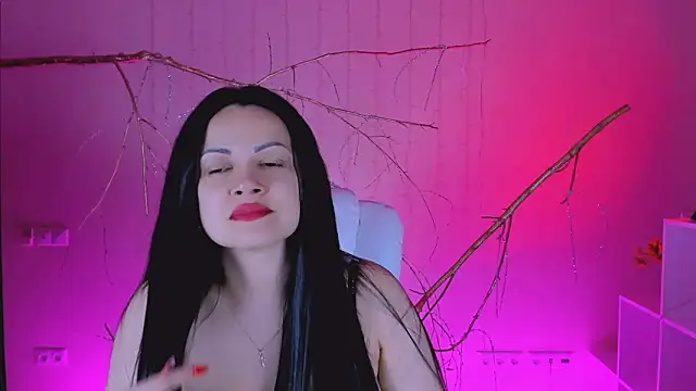 karolina robinson online show from February 2026 03:54:02 PM