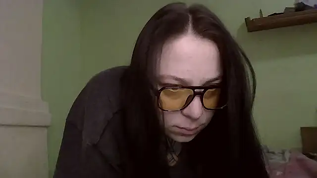 Snapshot of MillaSourety chatting on February 2026 08:19:01 AM MillaSourety online show from February 2026 08:19:01 AM