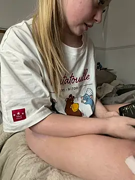 Paige love online show from February 2026 12:56:02 PM