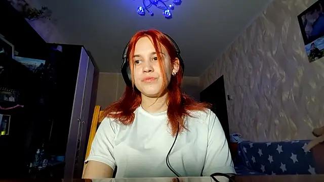 Snapshot of CalandraRolon chatting on February 2026 03:50:02 PM CalandraRolon online show from February 2026 03:50:02 PM