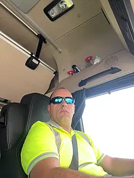 kipsy0 online show from April 2026 01:49:01 PM