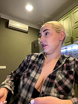 Best-B00bs online show from November 2025 08:57:01 PM