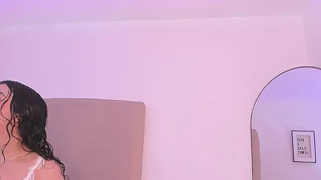 Snapshot of im_tiffany_ chatting on February 2026 04:27:01 AM im tiffany online show from February 2026 04:27:01 AM